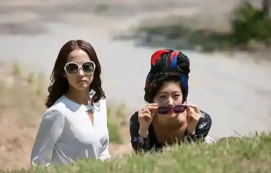 《工作女郎》相关资源图片