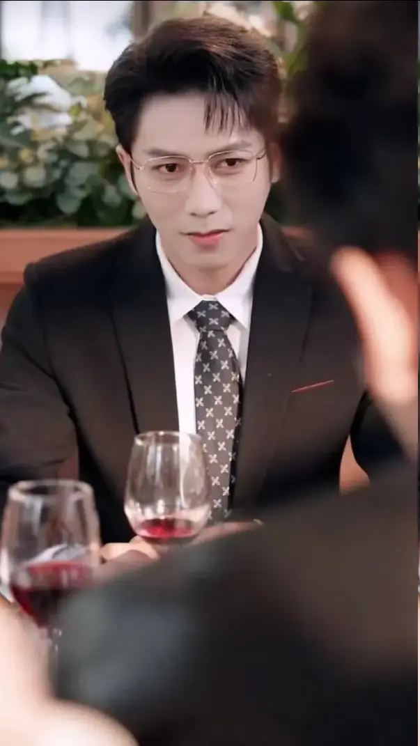 《诱他失控》全65集未删减版-双男主高甜短剧1080P画质-王凯沐韩雨桐主演在线观看