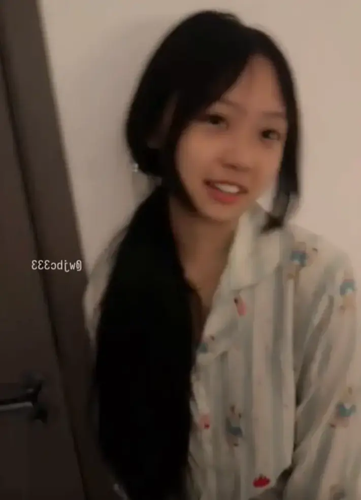 《湿妹》相关资源图片