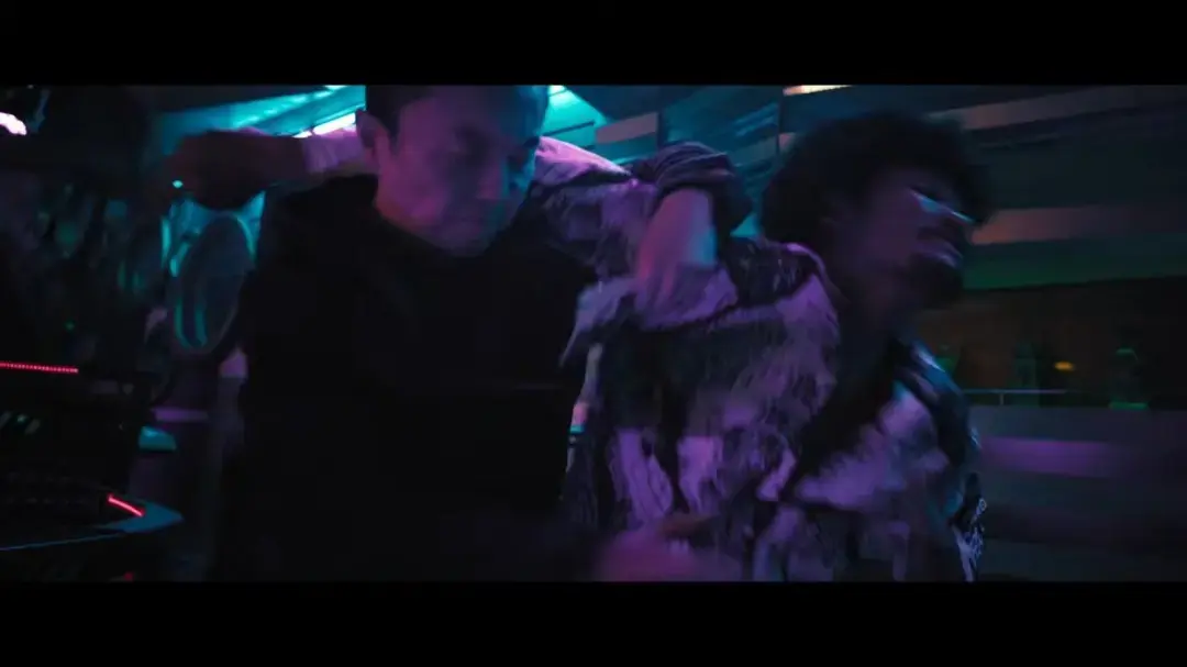 《火遮眼》