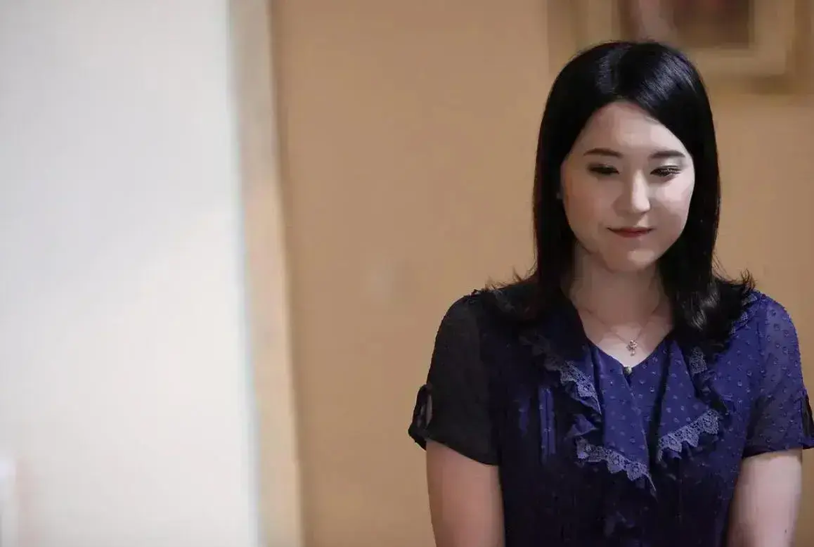 《年轻的母亲》相关资源图片